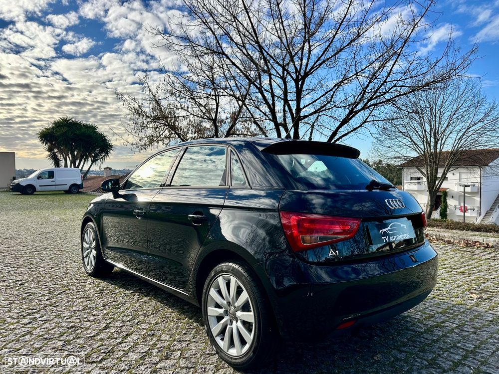 Audi A1 Sportback 1.6 TDI Advance - 4