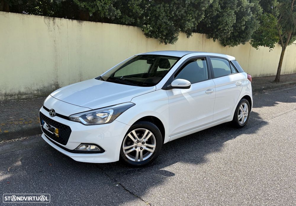 Hyundai i20 1.2 Access Plus - 1