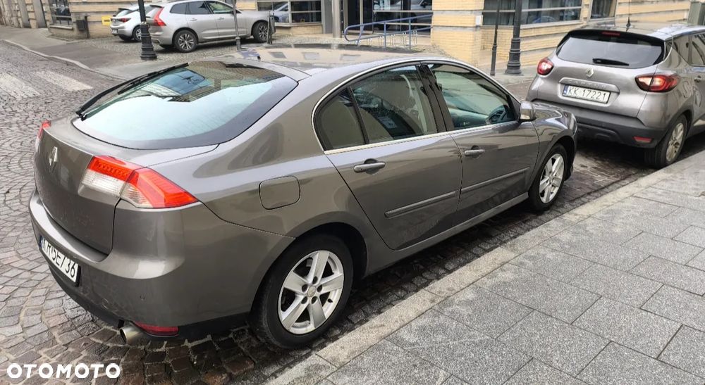 Renault Laguna 2.0 DCi Confort Expression - 4