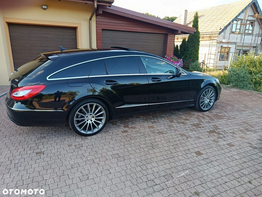 Mercedes-Benz CLS - 26