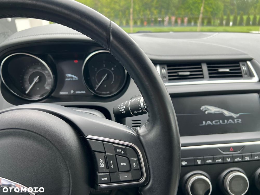 Jaguar E-Pace 2.0 i4D AWD S - 6