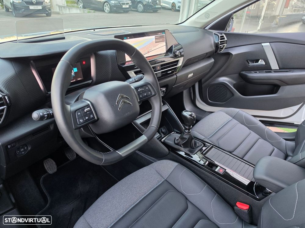 Citroën C4 1.2 PureTech Shine - 23