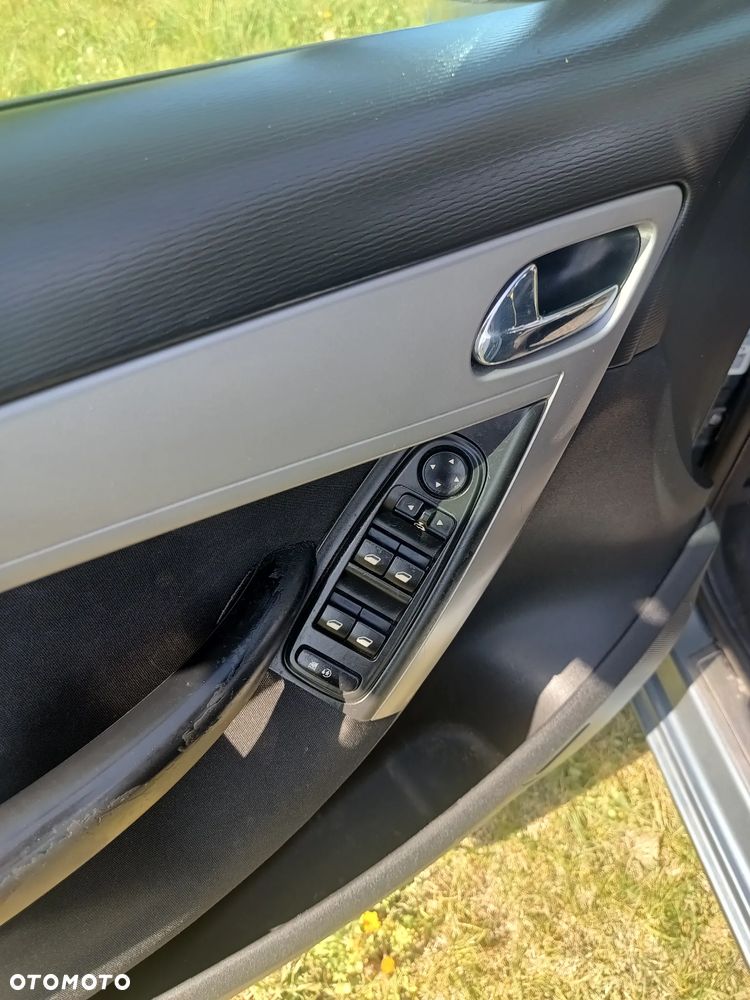 Citroën C4 Picasso - 8