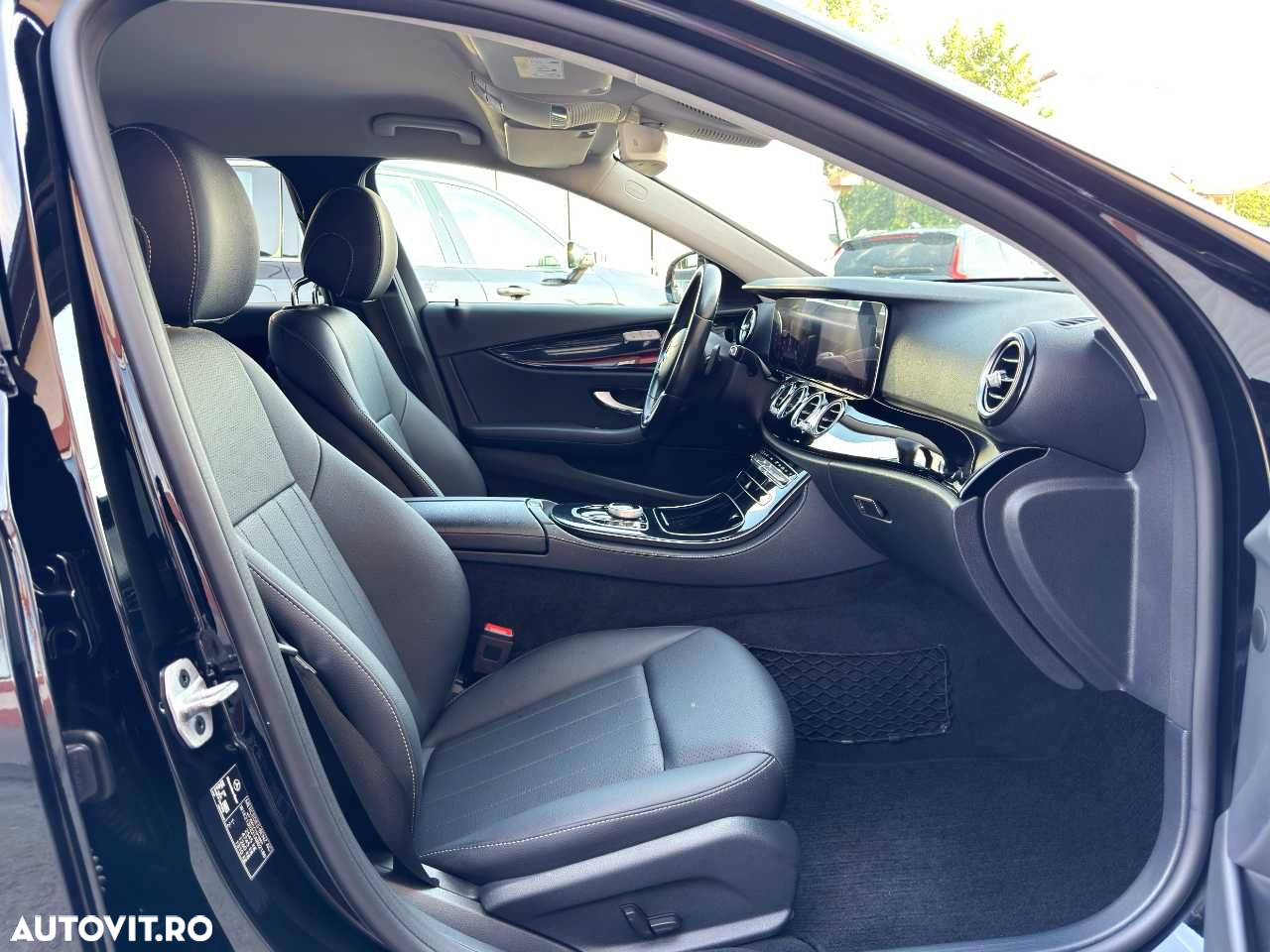 Mercedes-Benz E - 20