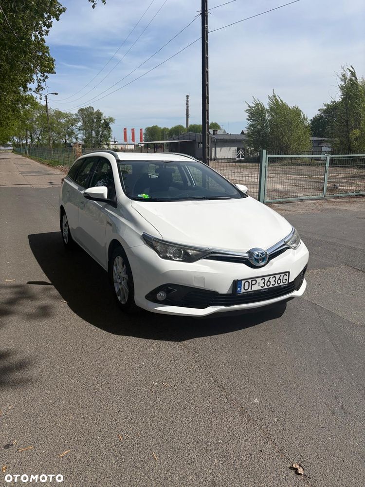 Toyota Auris Hybrid 135 Comfort - 1