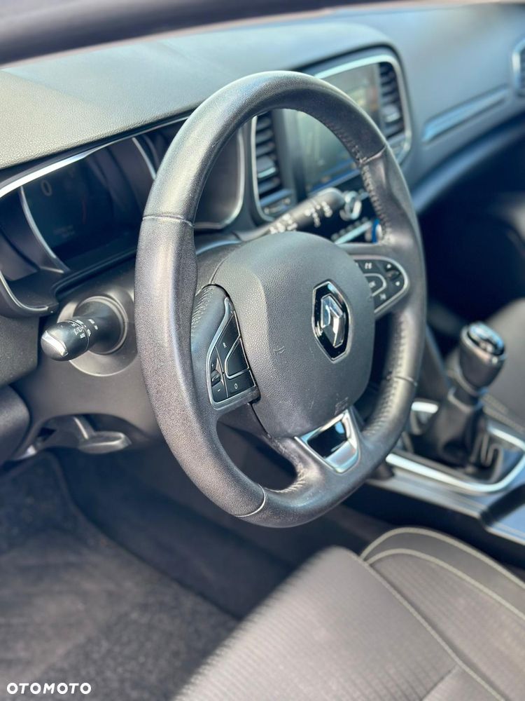 Renault Megane ENERGY TCe 100 LIFE - 19