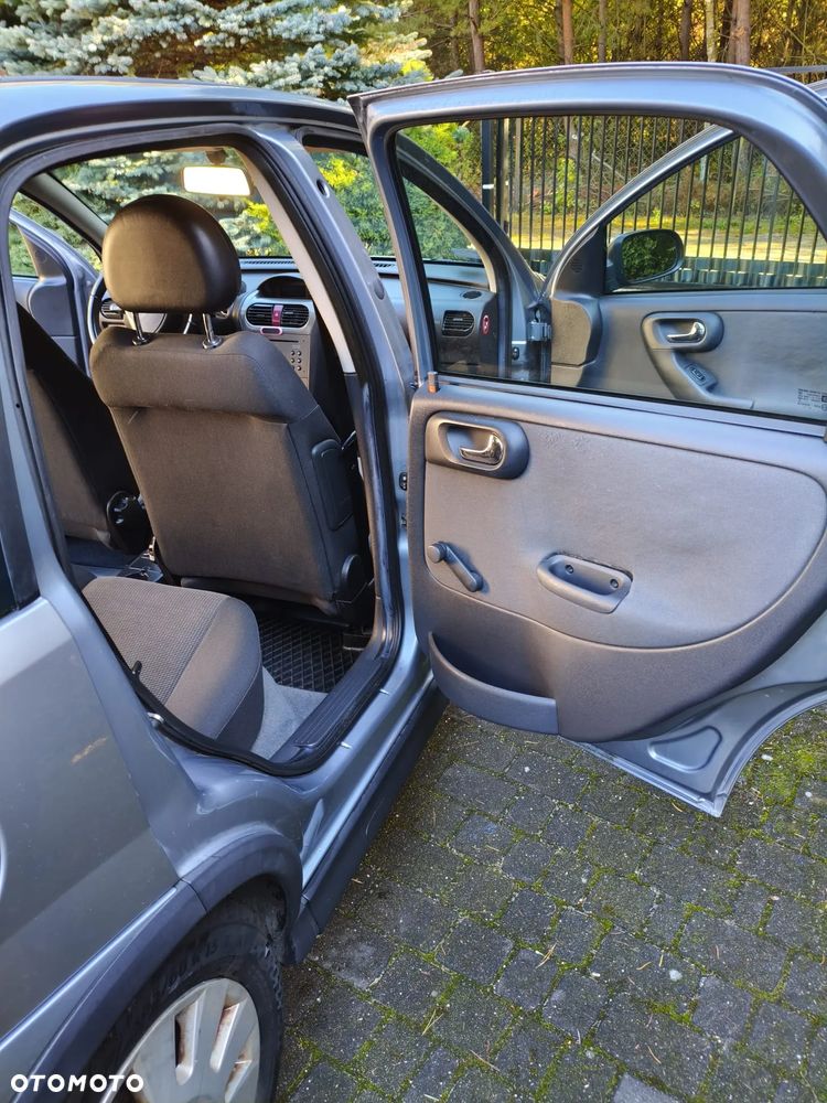 Opel Corsa - 9