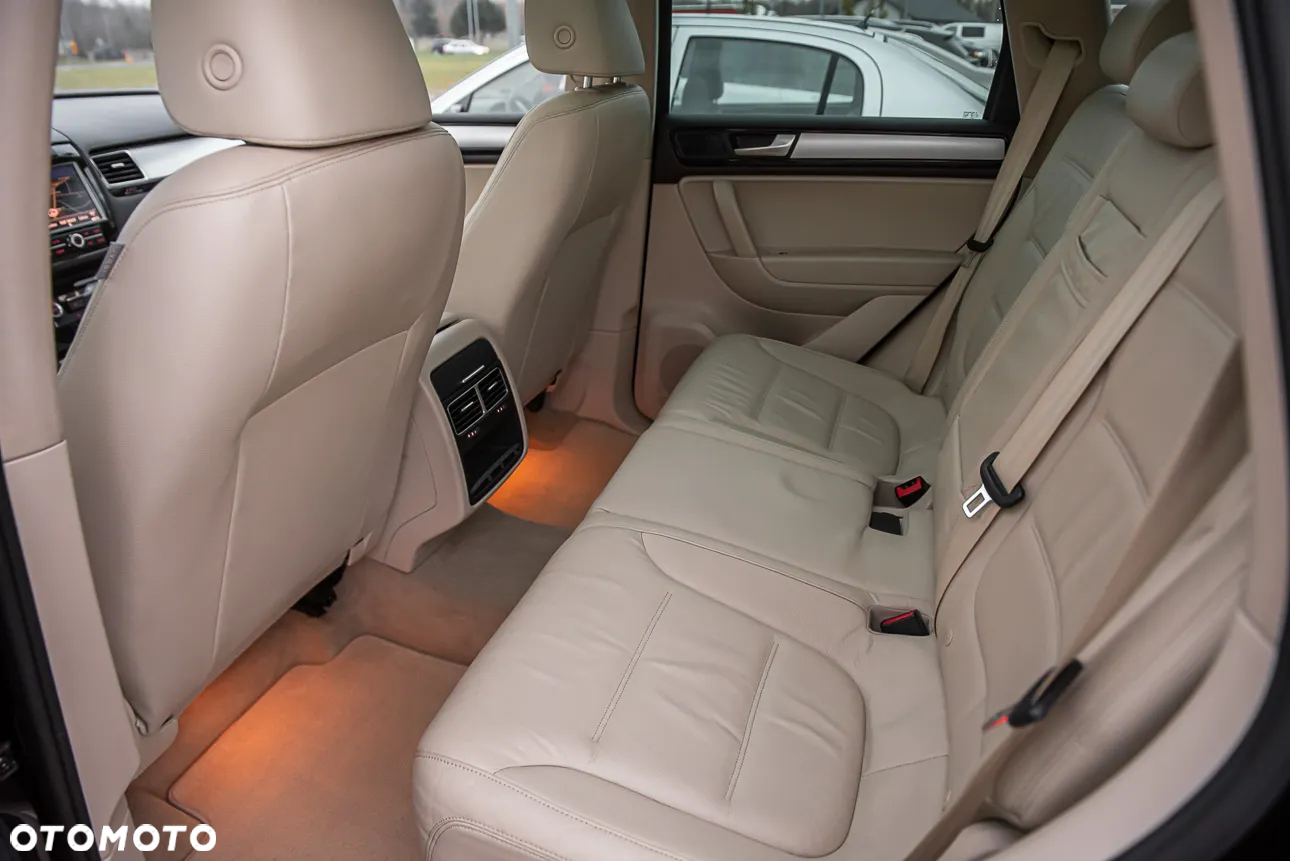 Volkswagen Touareg 3.0 V6 TDI BMT R-Style - 19