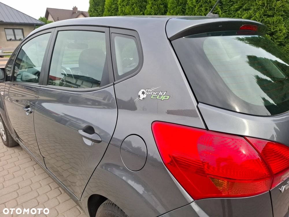 Kia Venga 1.4 CVVT UEFA EURO 2016 - 18
