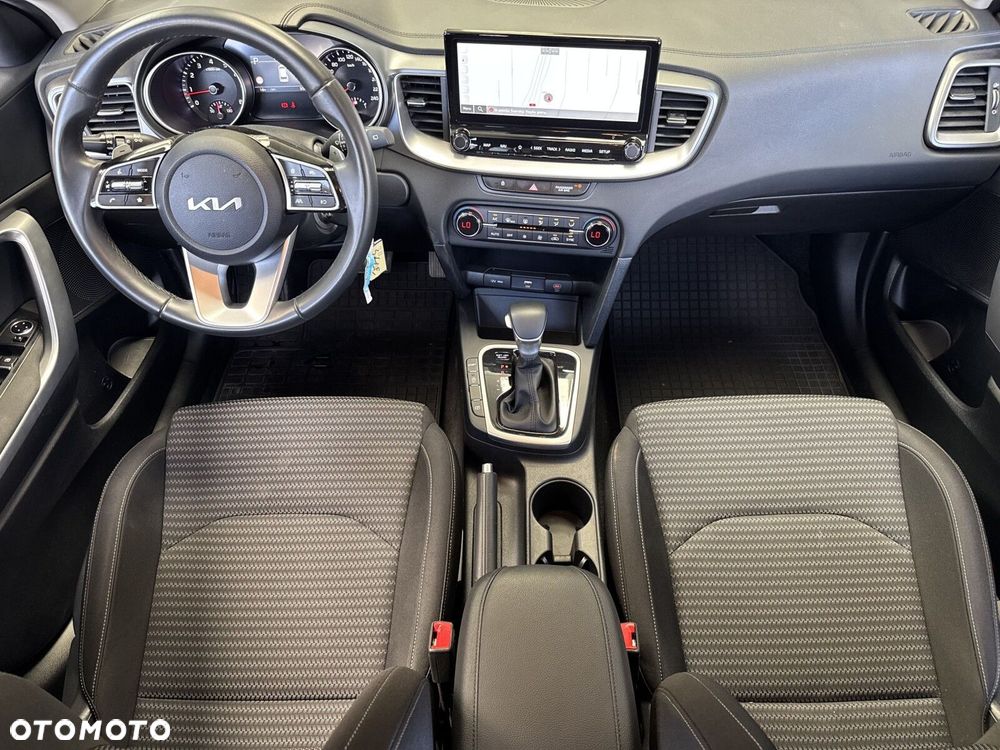 Kia Ceed 1.5 T-GDI M DCT - 16