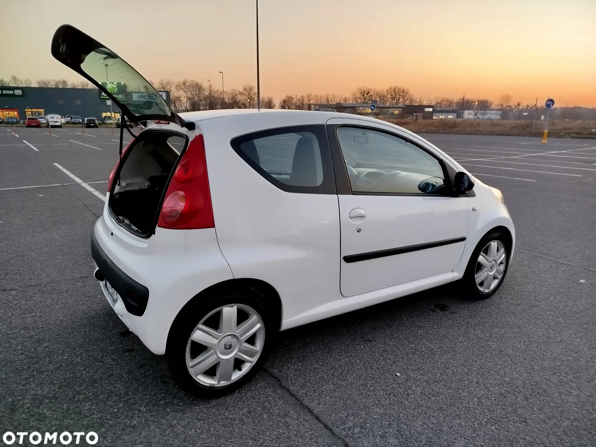 Peugeot 107 (70) 68 Active - 28