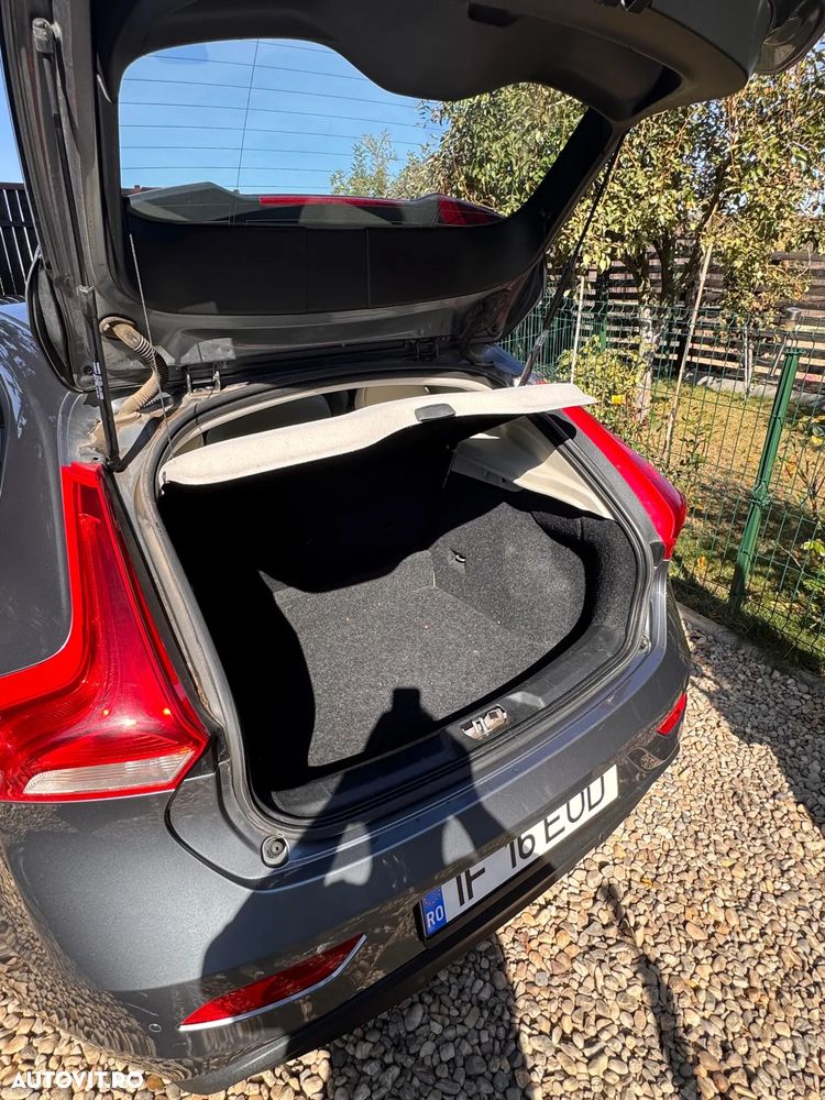 Volvo V40 - 15