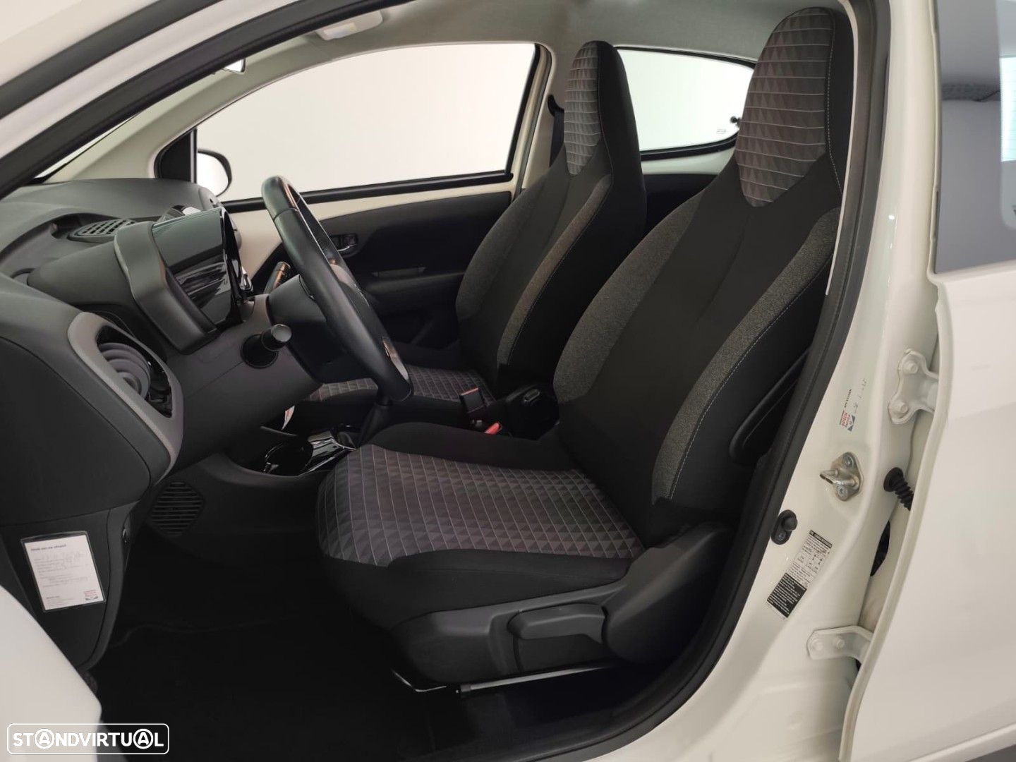 Peugeot 108 1.0 e-VTi Allure - 15