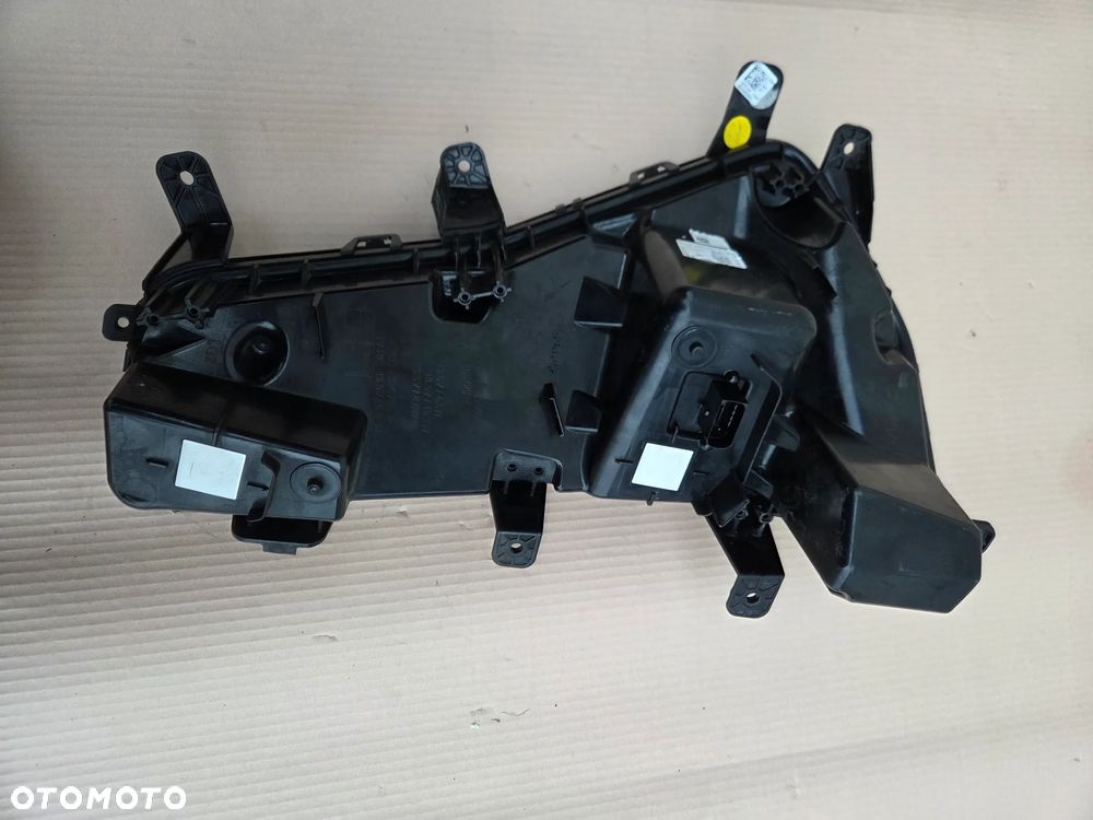 Światło do jazdy dziennej DRL LED prawy Citroen DS7 LIFT    9853582080 - 9