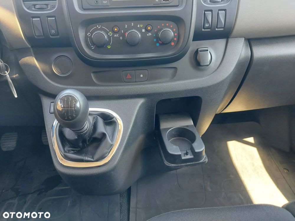 Renault Trafic - 20