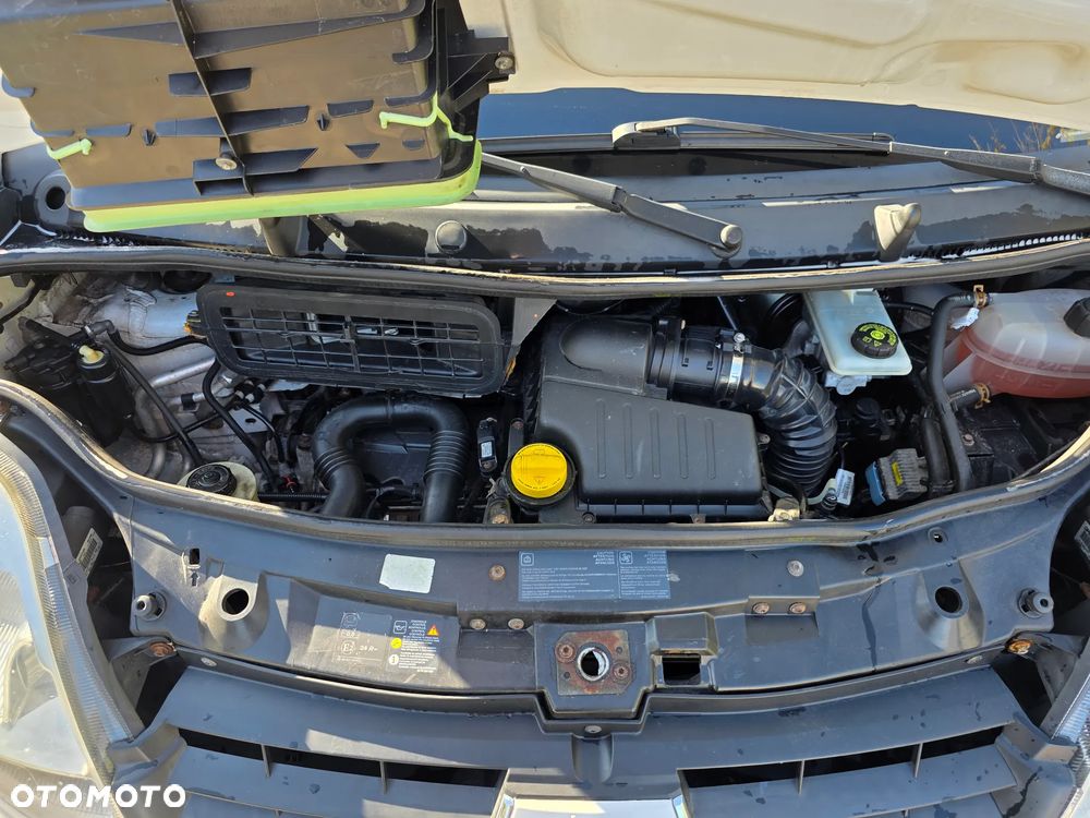 Renault TRAFIC - 17