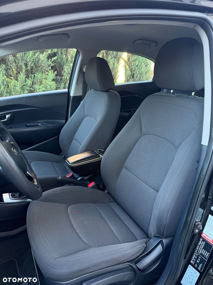 Kia Rio 1.4 Spirit - 8