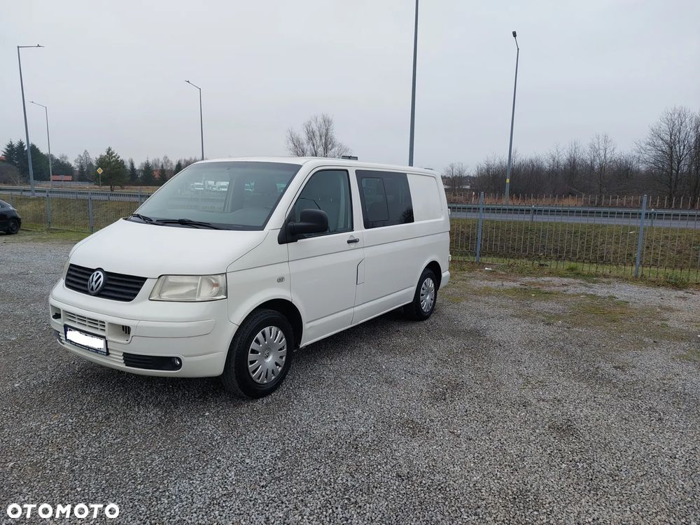 Volkswagen Transporter - 1