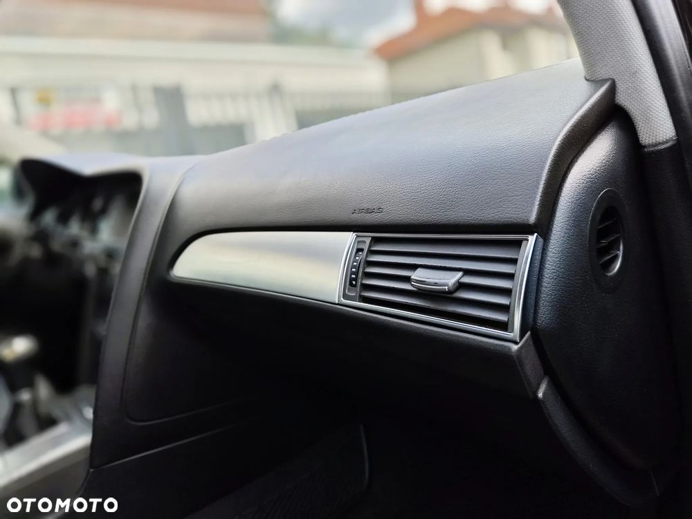 Audi A6 Avant - 25