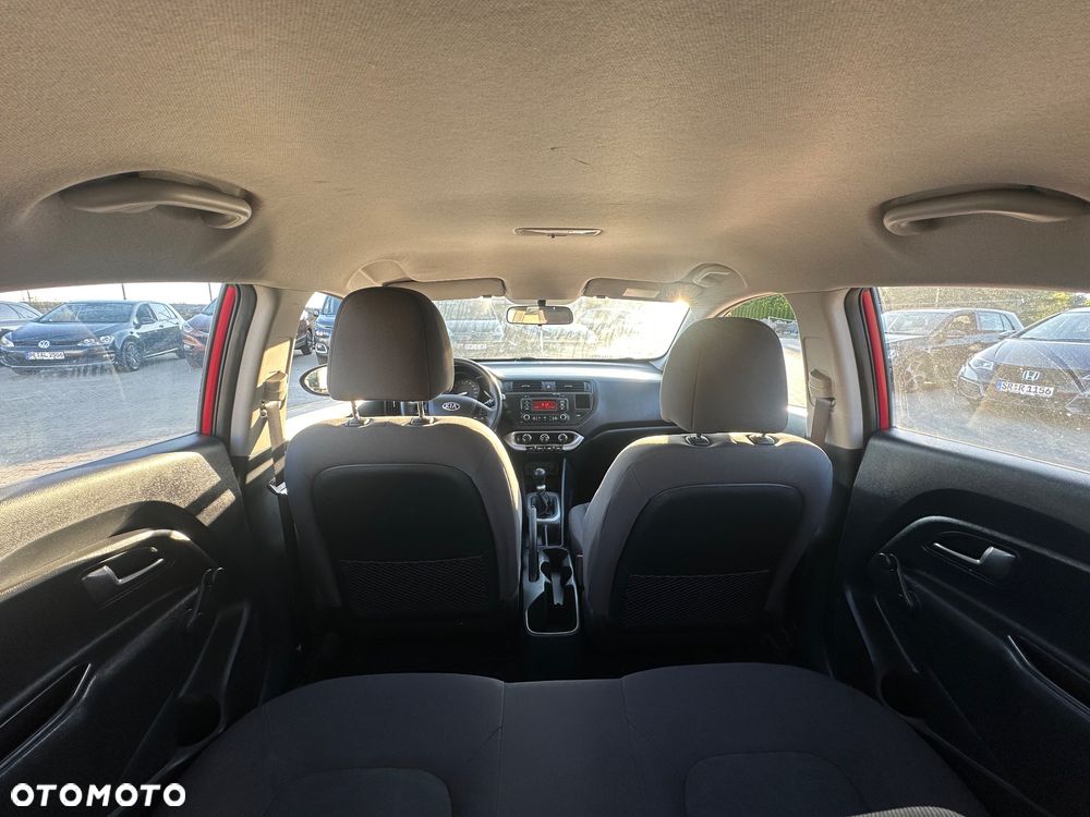 Kia Rio 1.2 Attract - 9