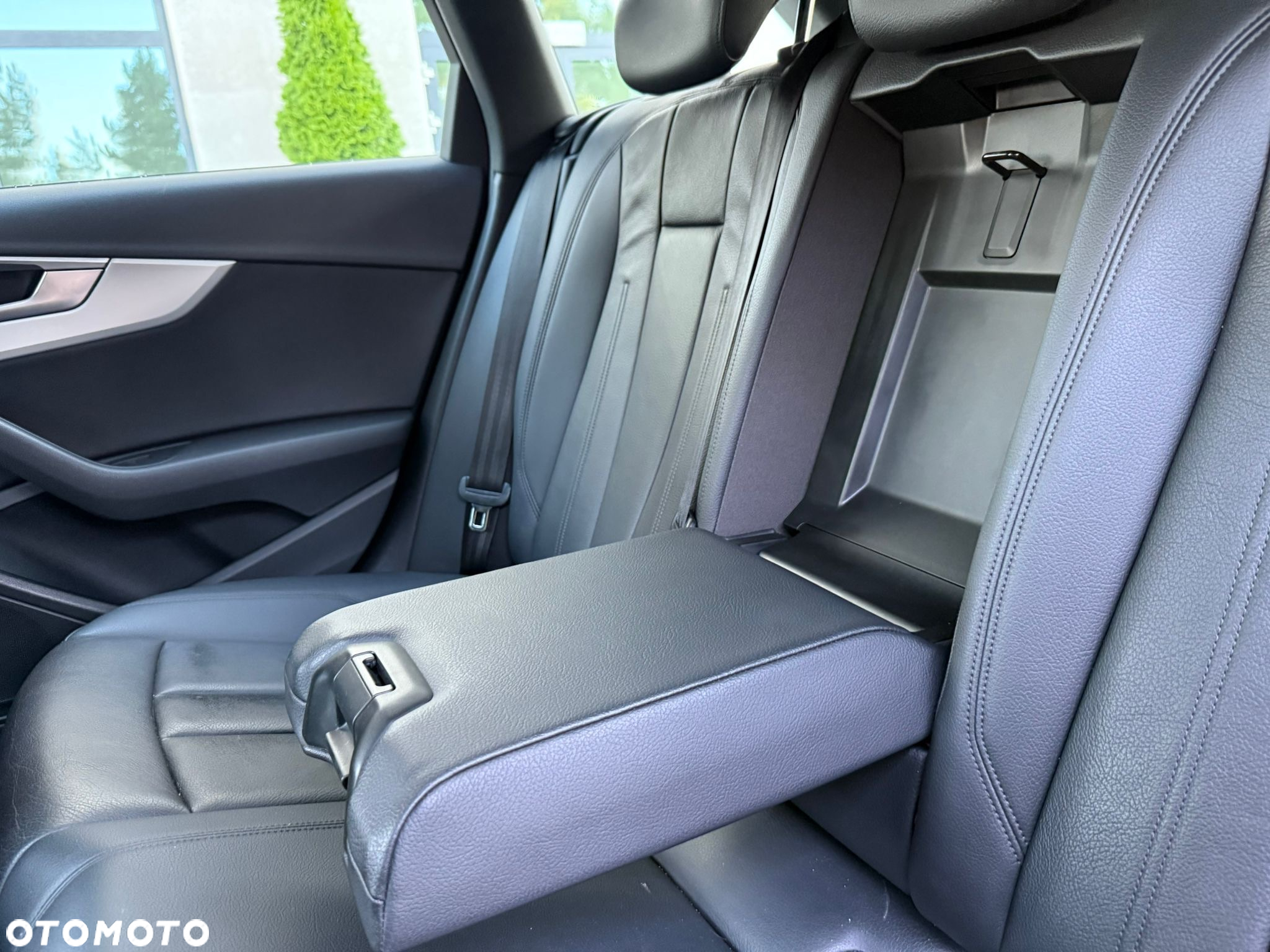 Audi A4 Avant 2.0 TDI ultra design - 21