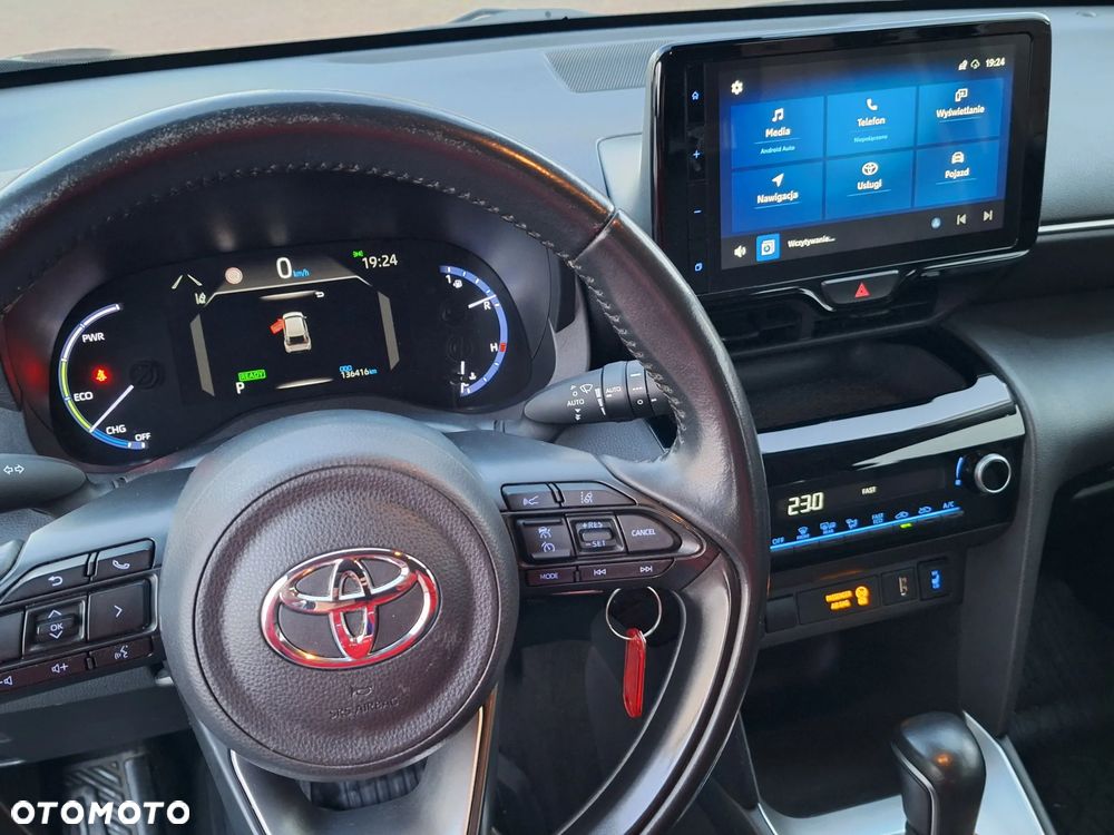 Toyota Yaris Cross - 12