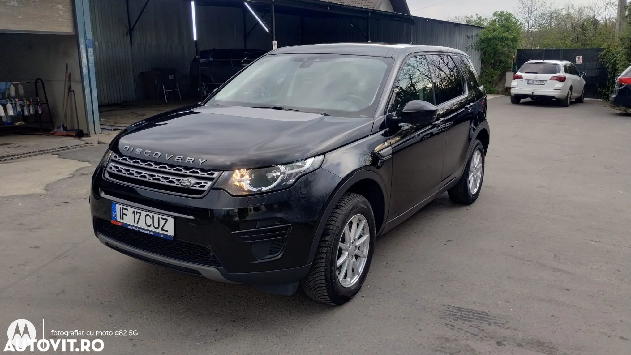 Land Rover Discovery Sport - 1