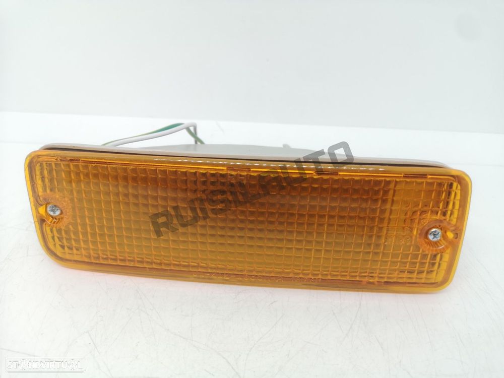 Farolim Pisca Frente Direito 212-1638r Toyota Hilux V [1988_199 - 2