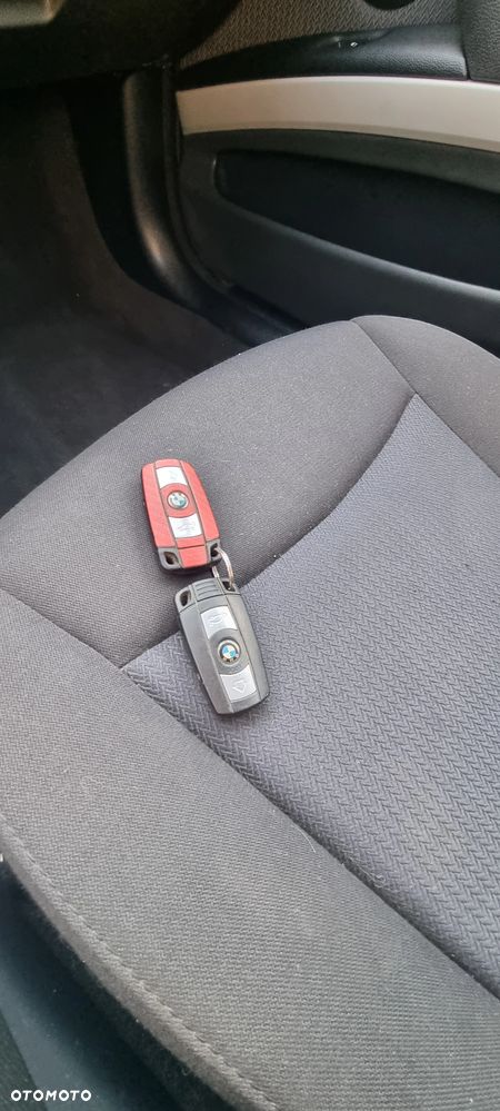 BMW Seria 3 318i - 13