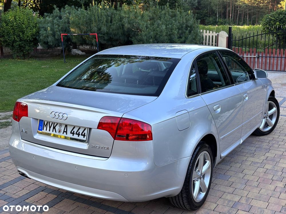 Audi A4 Limousine 2.0 TDI DPF - 5