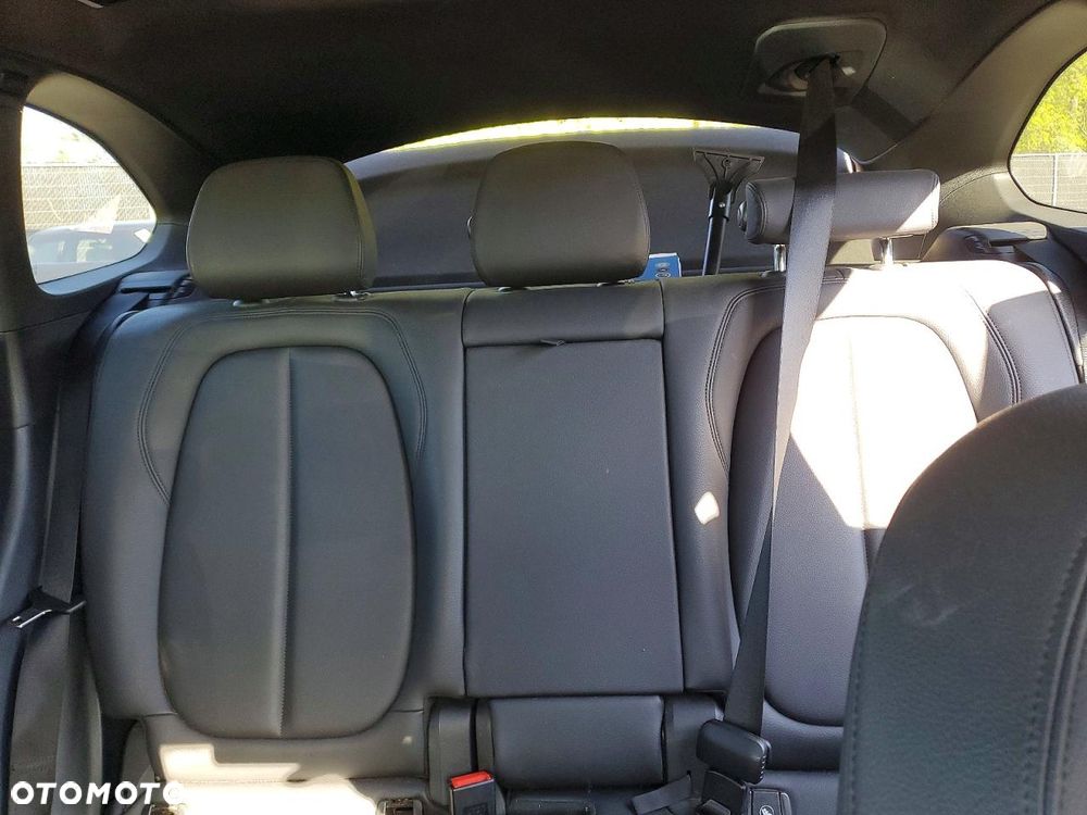 BMW X1 xDrive28i xLine - 11