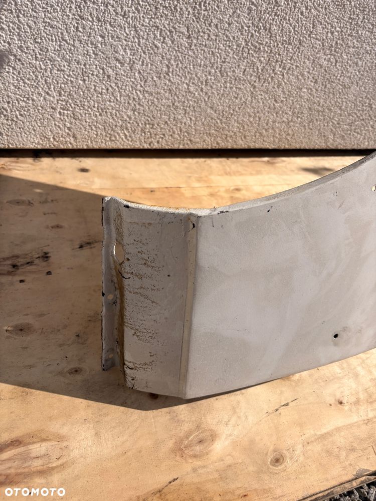 Błotnik lewy BMW 6 E24 - 2