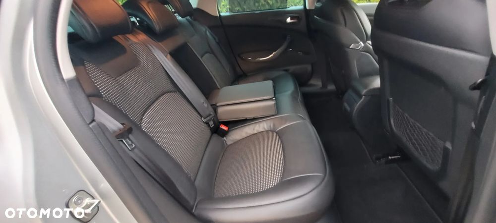 Citroën C5 Tourer HDi 165 FAP Exclusive - 14