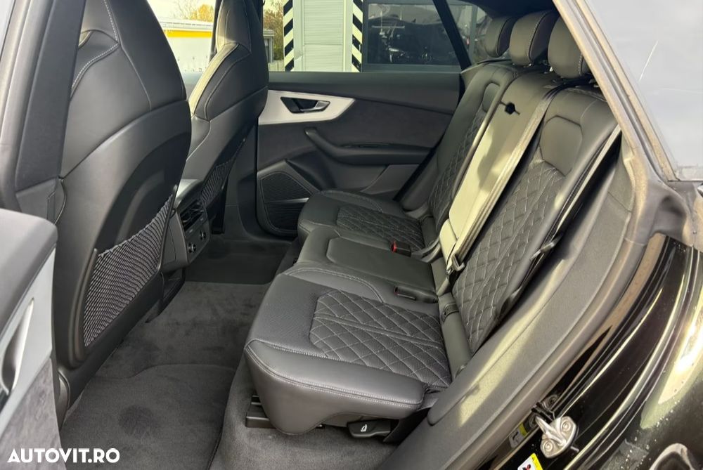 Audi Q8 - 13