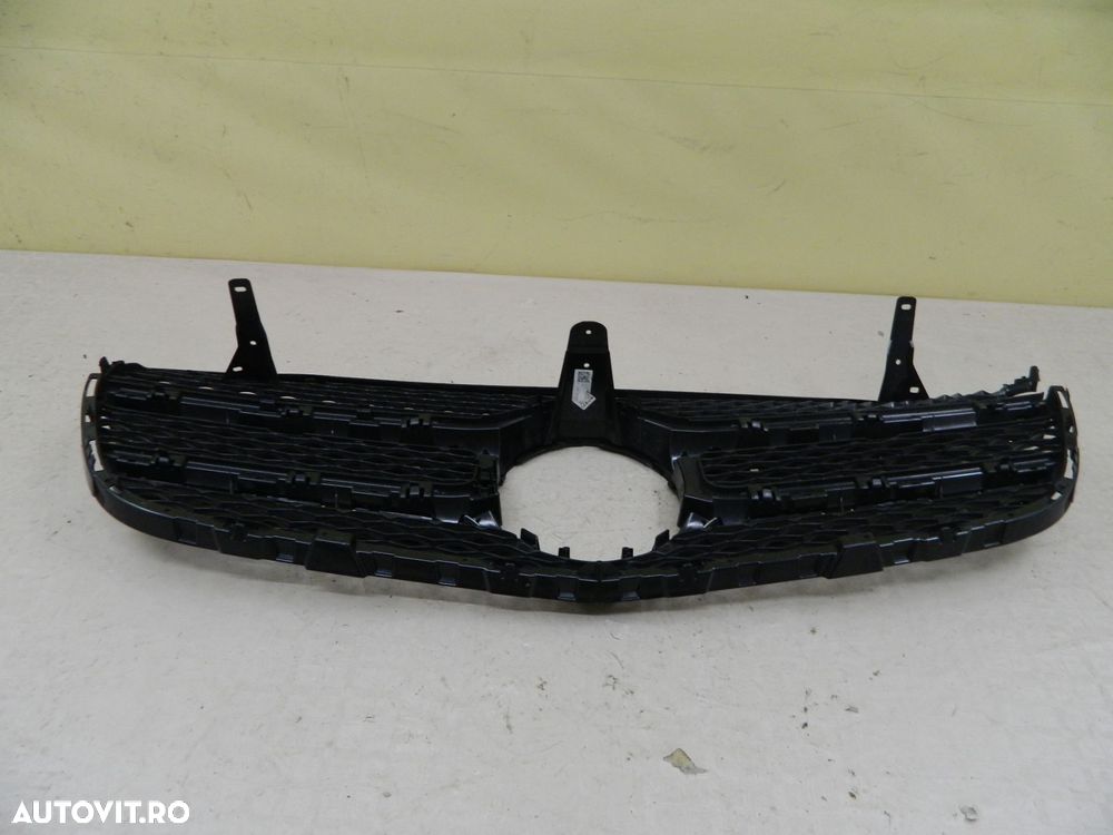 Grila radiator Mercedes GLC W253, 2015, 2016, 2017, 2018, 2019, cod origine A253880676. Fisurata in partea dreapta. - 5
