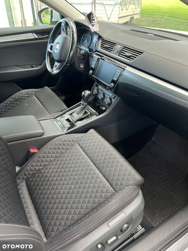 Skoda Superb 2.0 TDI Active DSG - 7