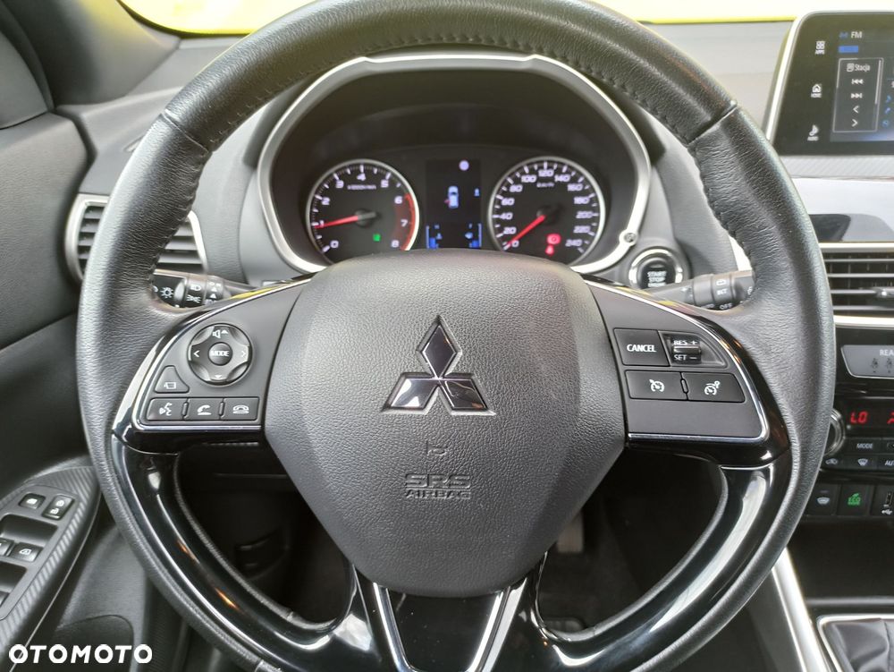 Mitsubishi Eclipse Cross - 14