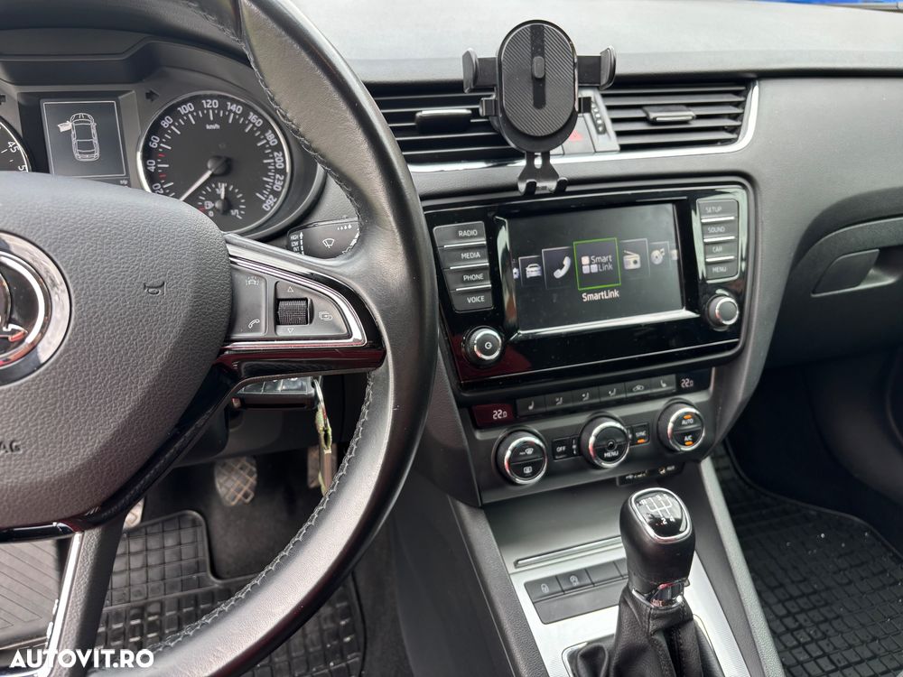 Skoda Octavia 1.6 TDI Style - 6
