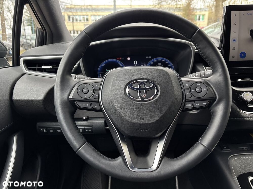 Toyota Corolla 1.8 Hybrid Style - 18