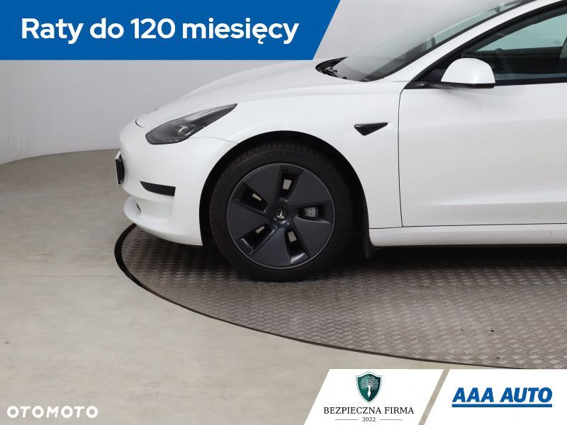 Tesla Model 3 - 15