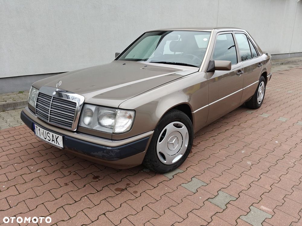 Mercedes-Benz W124 (1984-1993) - 1