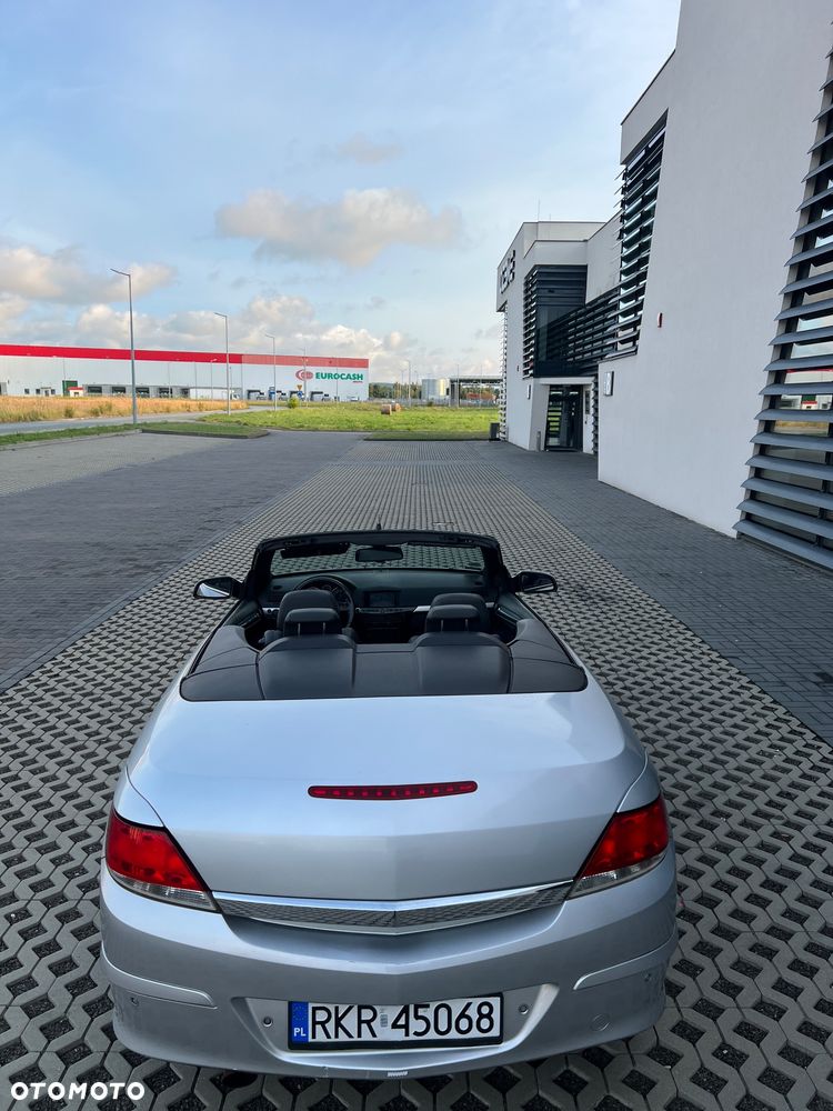 Opel Astra - 24