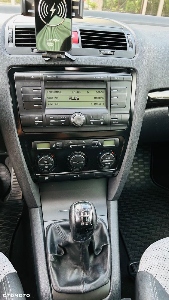 Skoda Octavia 2.0 TDI RS - 13