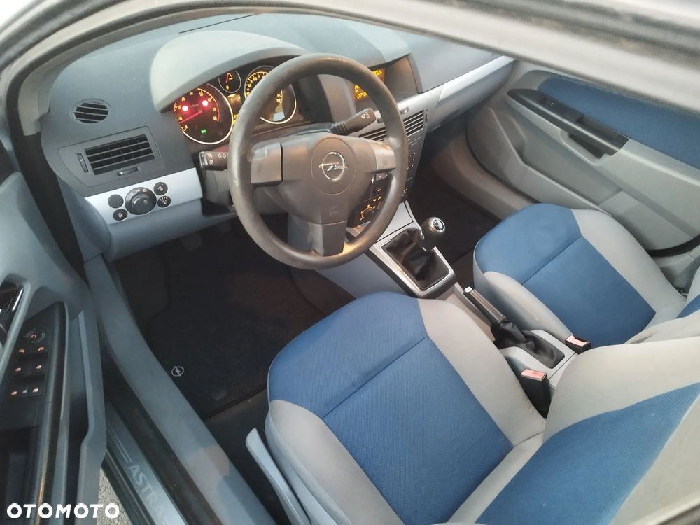 Opel Astra 1.6 Edition - 11