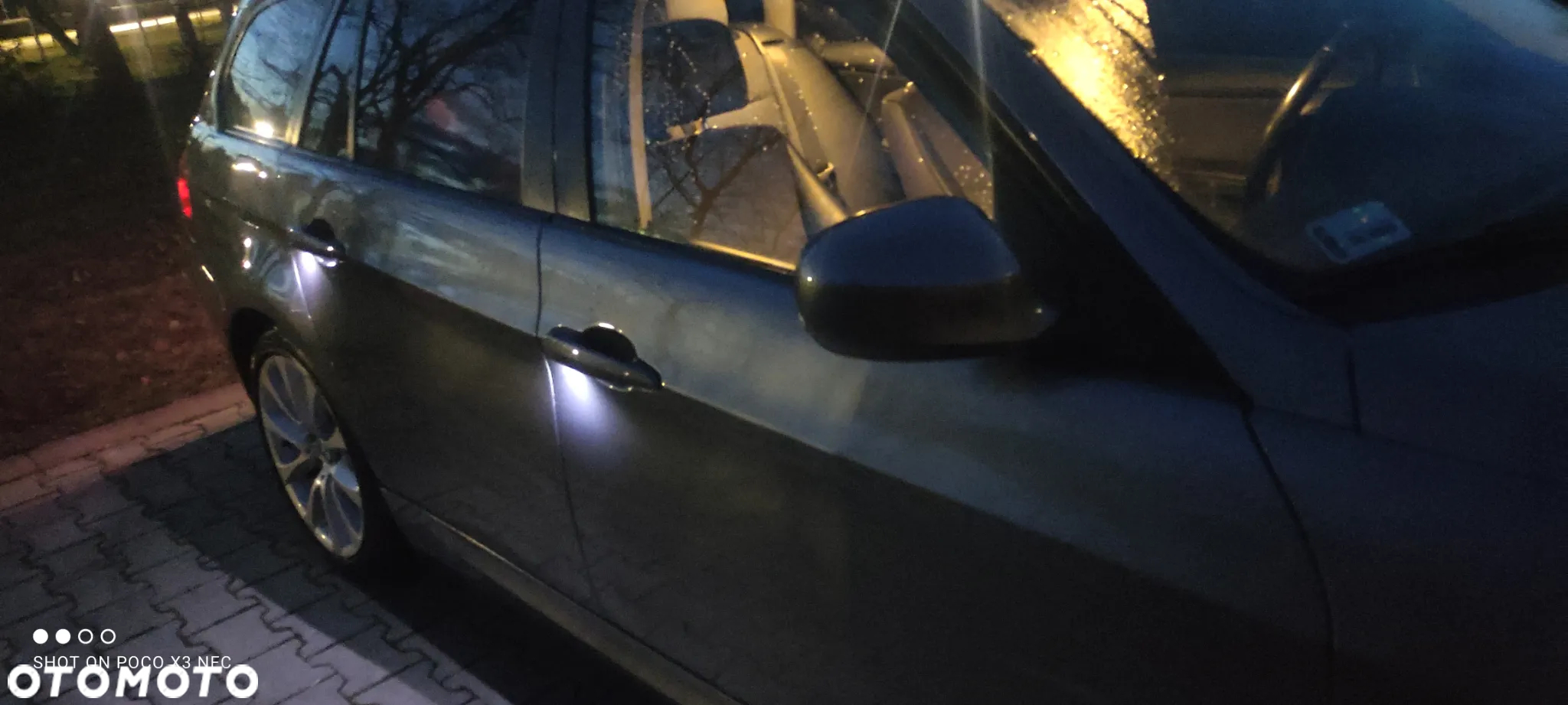 BMW Seria 3 320i - 14