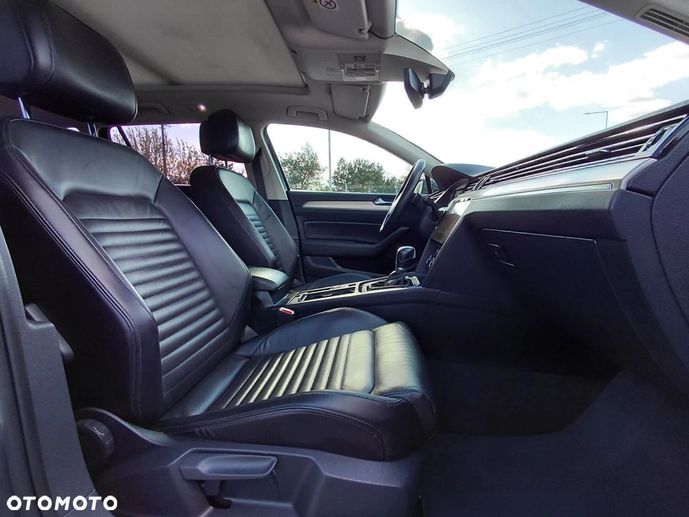 Volkswagen Passat 2.0 TDI BMT Highline DSG - 22