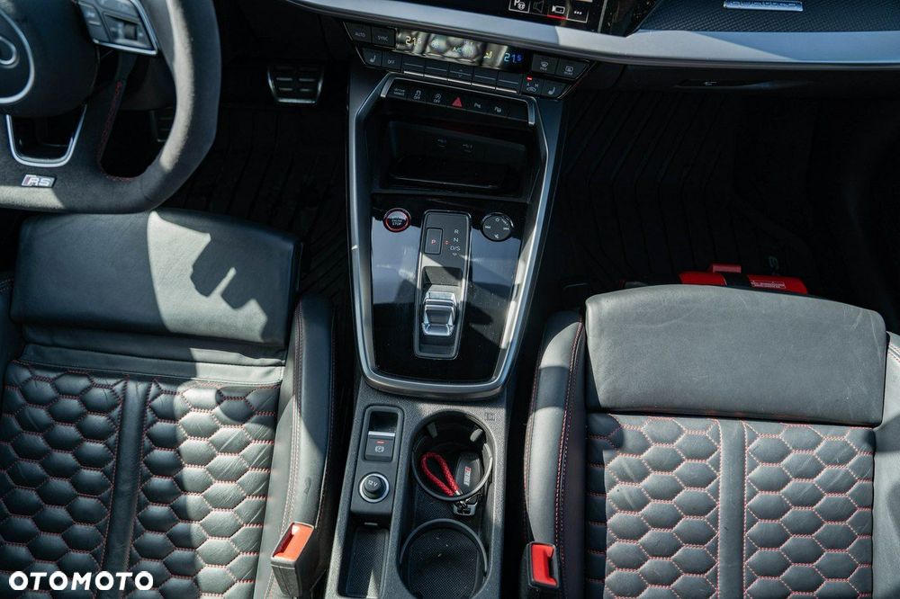 Audi RS3 Limousine - 21