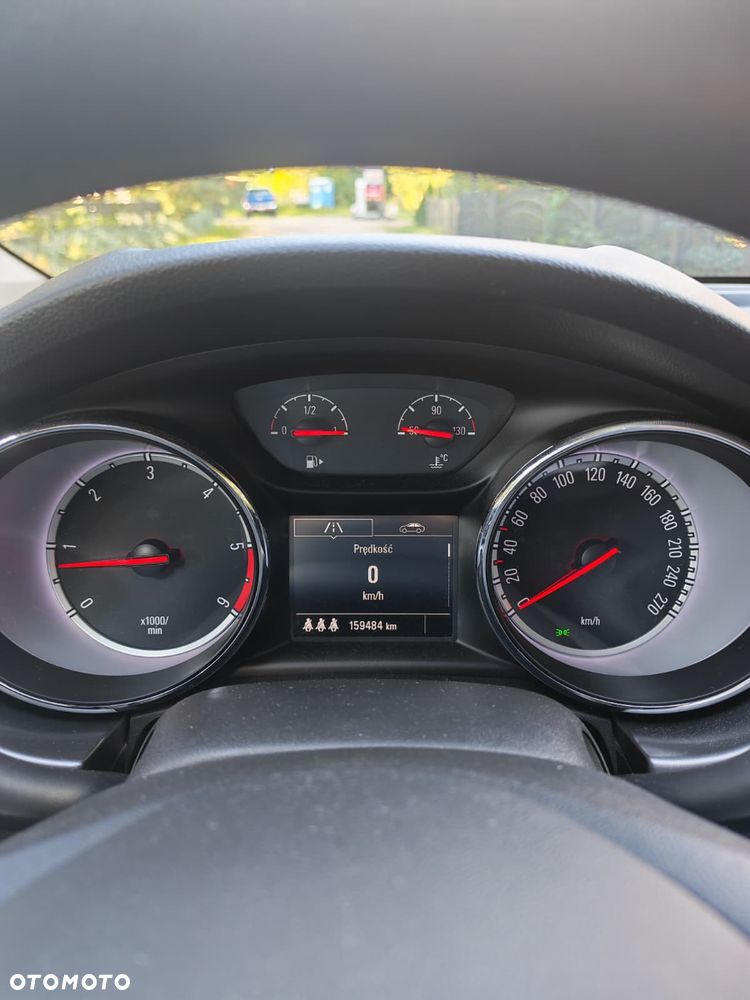 Opel Astra 1.6 CDTI Essentia - 25