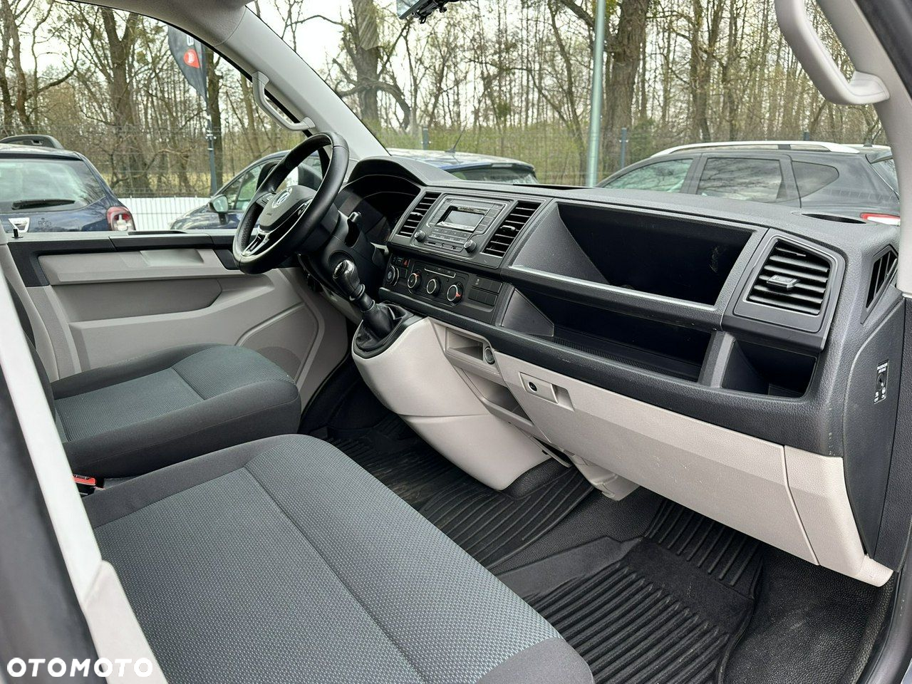 Volkswagen Transporter - 14