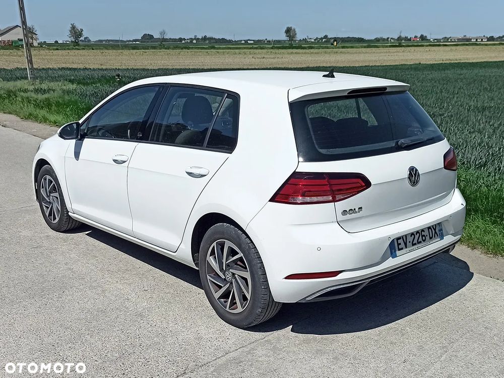 Volkswagen Golf - 3